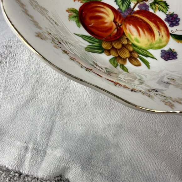 Vintage Porcelain Fruit Motif Decorative Shallow Bowl Scalloped Edge Gold Trim - Picture 14 of 16